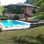 Vila Sani